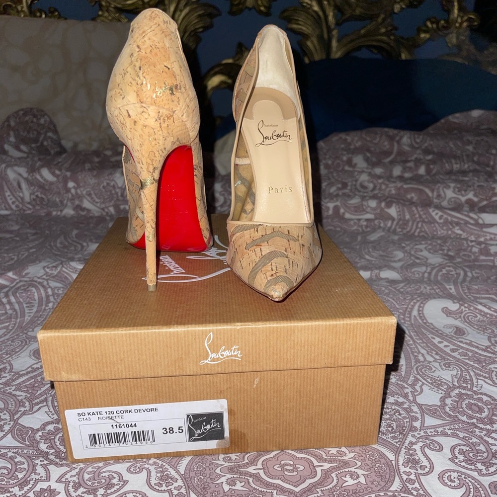These So Kate Red Bottoms they were worn Twice in great condition....